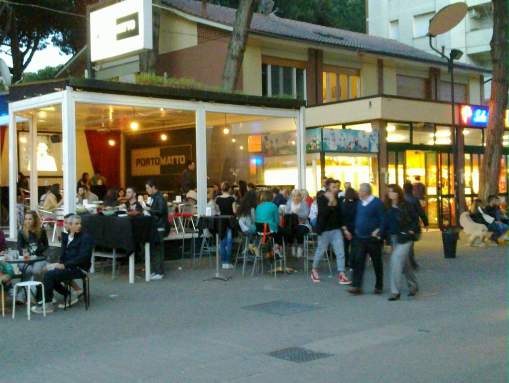 Residenza Holiday Llido Degli Estensi Exterior foto